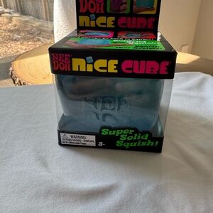 NeeDoh Nice Cube Super Solid Squish - Blue